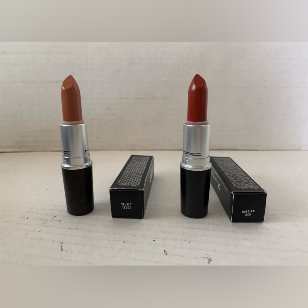 MAC Matte Lipsticks Velvet Teddy and Russian Red - Lot Of 2 NEW